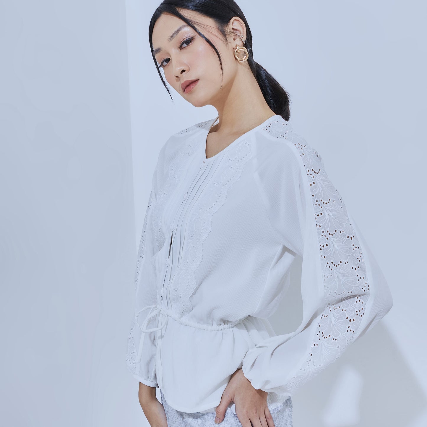 Whispering Lace Long Sleeves Blouse